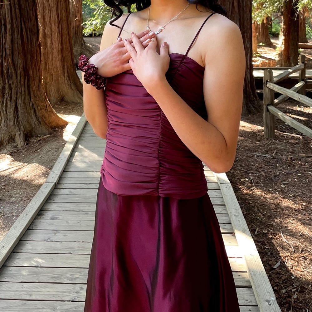 Elegant Burgundy Wine Prom Dress